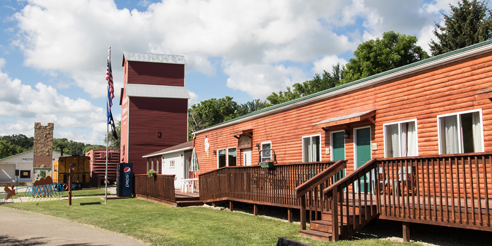 Trailhead Inn and Suites - Lodging in Preston, MN. Root River State Bike Trail, National Trout Center, State Veterans Cemetery, Lanesboro, Fillmore County, Harmony, Amish, Root River, Biking, Fishing, Niagara Cave