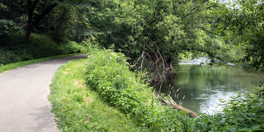 Trailhead Inn and Suites - Lodging in Preston, MN. Root River State Bike Trail, National Trout Center, State Veterans Cemetery, Lanesboro, Fillmore County, Harmony, Amish, Root River, Biking, Fishing, Niagara Cave